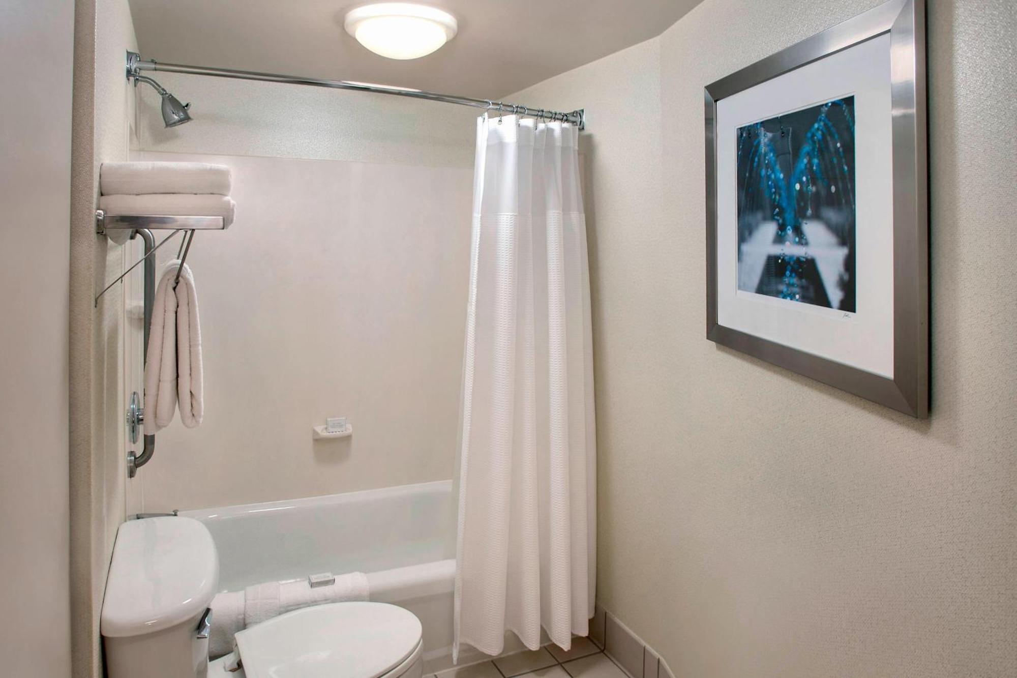 Springhill Suites By Marriott Philadelphia Willow Grove Exterior foto