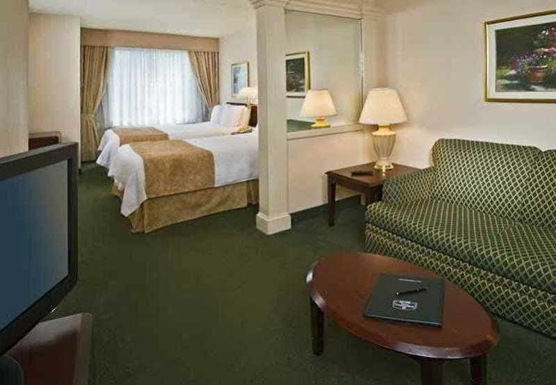 Springhill Suites By Marriott Philadelphia Willow Grove Exterior foto